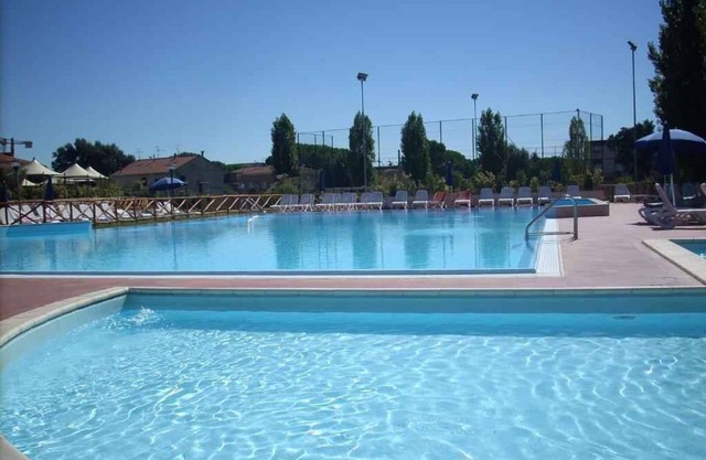 Holiday apartment with air conditioning and outdoor pool