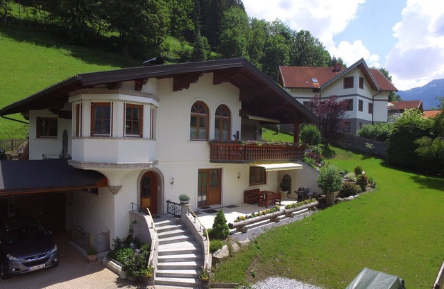 Holiday Flat Gastein near Ski Slopes