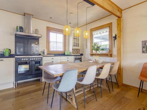 Holiday Home by Zuidlaardermeer Jetty, cleaning included