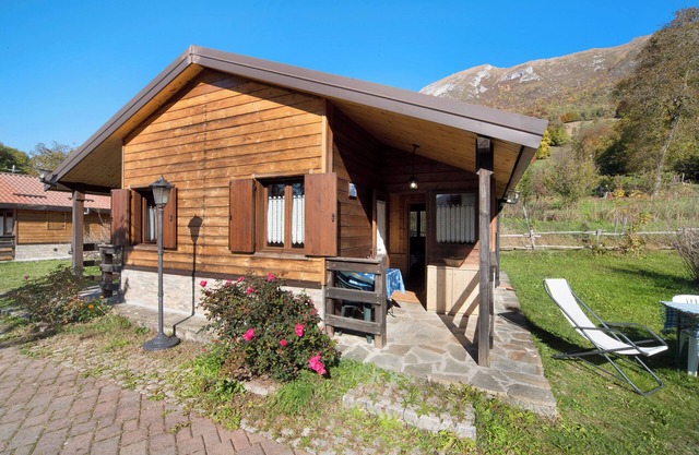 Holiday Home "Casa Genziana" with Mountain View, Wi-Fi & Garden