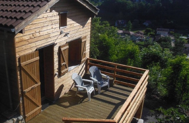 Holiday Home 'Gite 33m2, Vue Sur Le Vercors' with Mountain View, Private Terrace and Wi-Fi