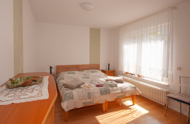 Holiday Home 'Grün' with Shared Terrace and Wi-Fi