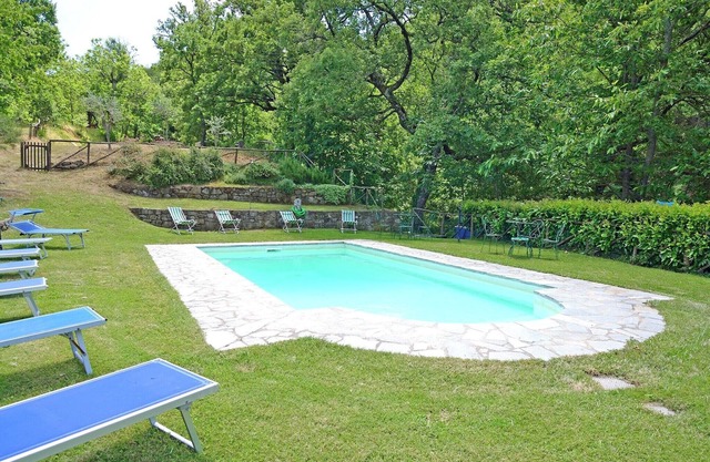 Holiday Home in Tuscany with Pool & Views