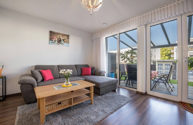Holiday Home "Lübeck Buntekuh" with Garden, Balcony & A/C