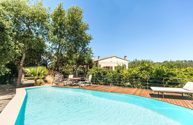 Holiday Home "Sa Teulera de Sencelles" with Pool & Wi-Fi