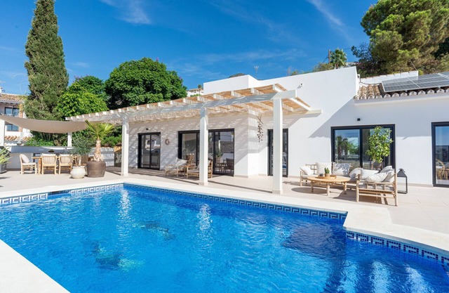 Holiday Home 'Villa with Privat Saltwater Pool' with Sea View, Wi-Fi and Air Conditioning