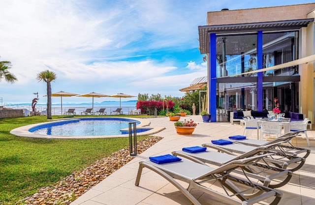 Holiday house Bahia Azul for 1 - 8 persons with 4 bedrooms - Holiday home