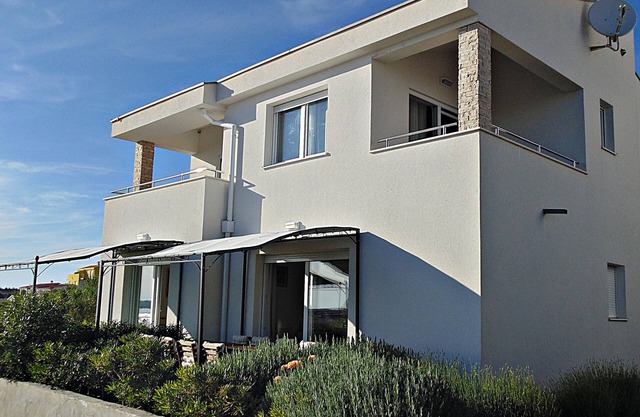 Holiday house close the beach - free ev charging