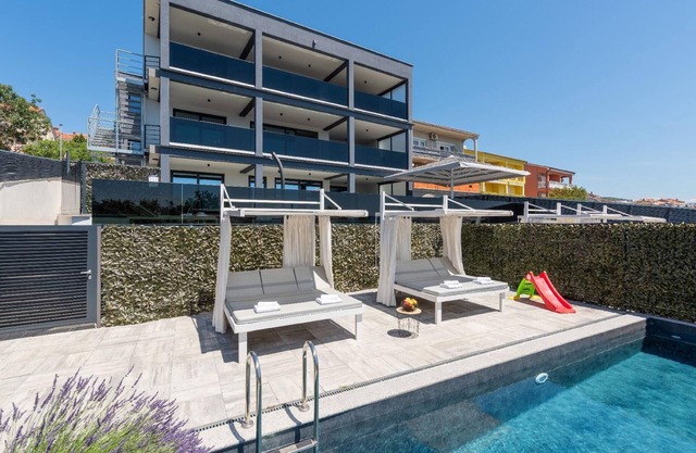 Holiday house Crikvenica for 1 - 8 persons with 4 bedrooms - Holiday house