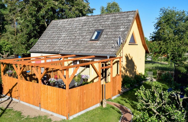 Holiday house in an idyllic quiet location - holiday home
