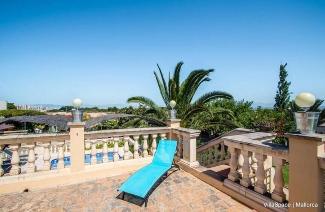 Holiday house El Arenal for 1 - 8 persons with 4 bedrooms - Holiday home