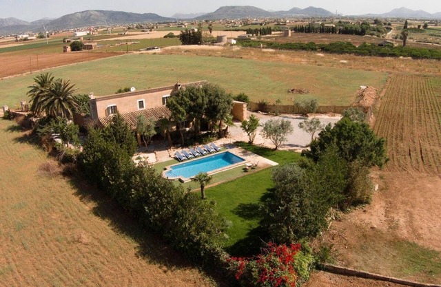 Holiday house for 8 persons with swimming pool 3