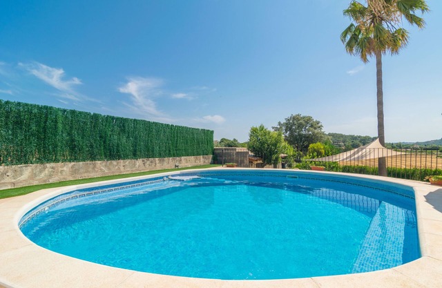 Holiday house with pool in the heart of Mallorca