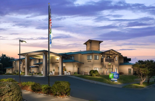 Holiday Inn Express Arcata/Eureka - Airport Area by IHG
