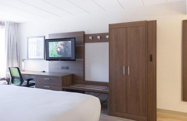 Holiday Inn Express Hotel & Suites Charlottetown by IHG