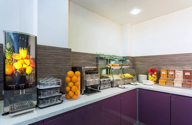 Holiday Inn Express Harlow by IHG