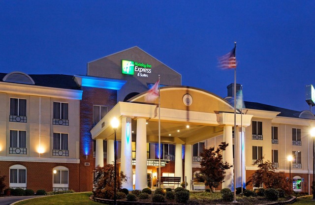 Holiday Inn Express Hotel & Suites Cullman by IHG