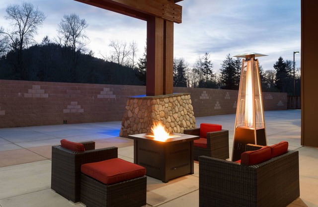 Holiday Inn Express Klamath - Redwood Ntl Pk Area by IHG