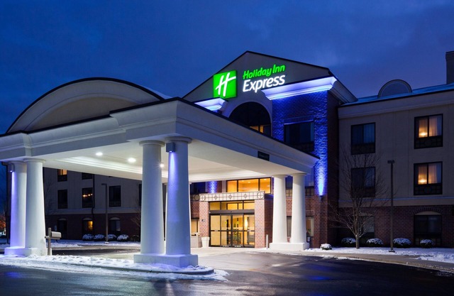 Holiday Inn Express Milwaukee North Brown Deer/Mequon by IHG