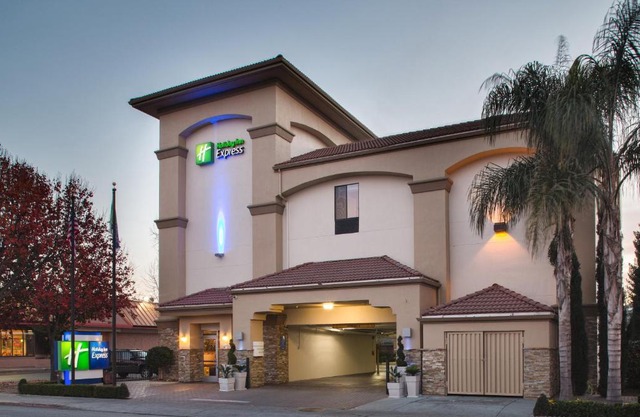 Holiday Inn Express Redwood City Central by IHG
