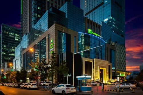 Holiday Inn Express Shenyang North Station by IHG