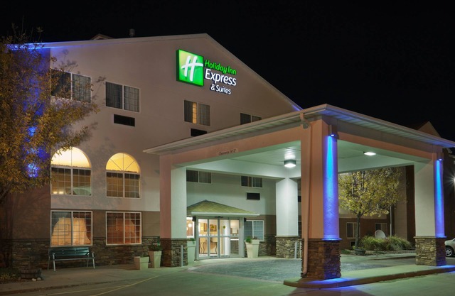 Holiday Inn Express & Suites Fort Pierre by IHG