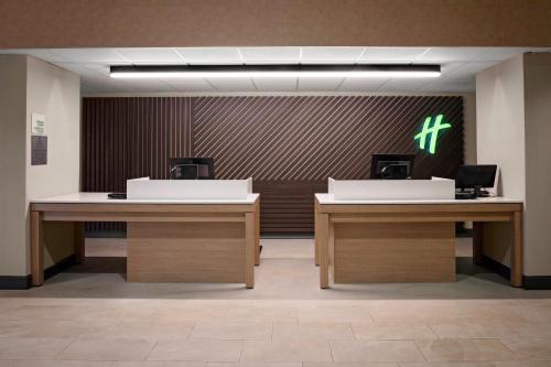 Holiday Inn & Suites Boston Peabody by IHG
