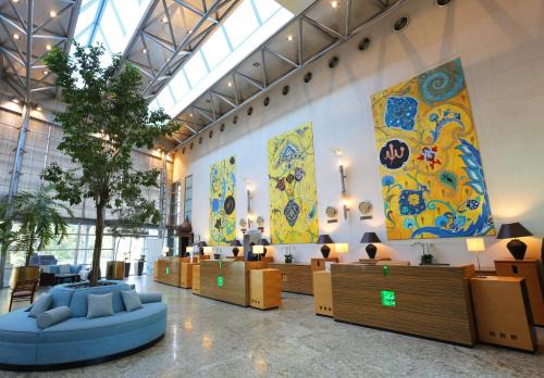Holiday Inn - Suites Kuwait Salmiya by IHG
