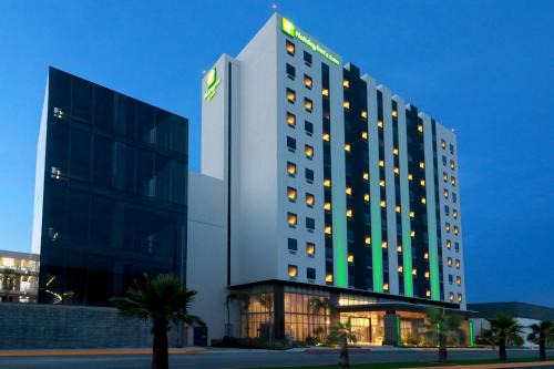 Holiday Inn & Suites Monterrey Apodaca Zona Airport, an IHG hotel
