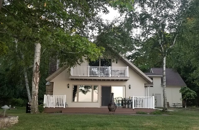 Holiday Lodge on Green Bay