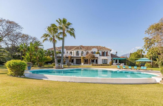 Holiday villa for rent in Marbella