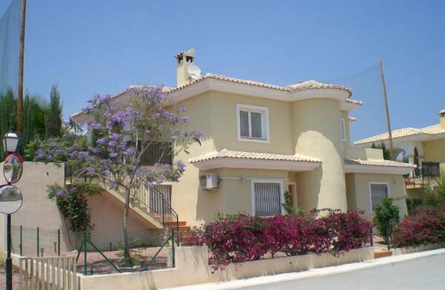 HOLIDAYVILLA JACARANDA PRIVATE POOL SPAIN COSTA BLANCA AT GOLFCOURSE BONALBA