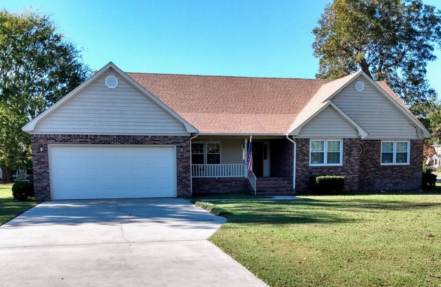 Hollingsworth's Premium Getaway!