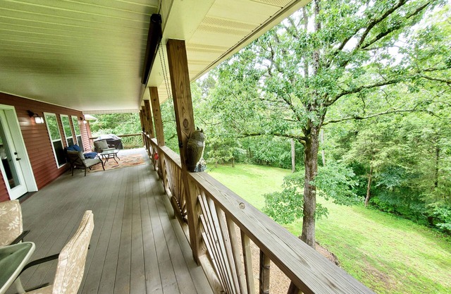 Home 3 Minutes from Fairfield Bay Marina and UTV Trails