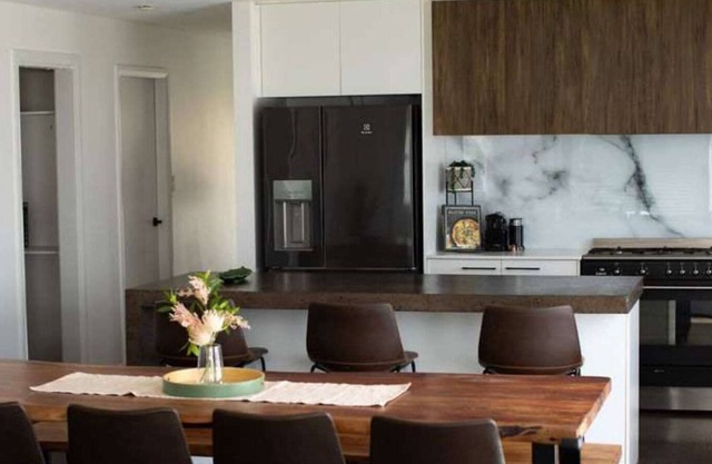 Home Away From Home - Contemporary Sophistication