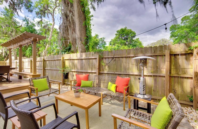 Home in Beaufort Historic District w/Private Yard