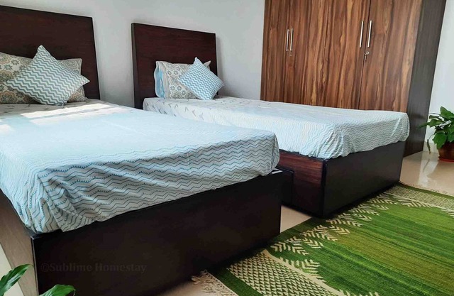 Home stay, Landscape view, Green House, Bed and breakfast, family stay