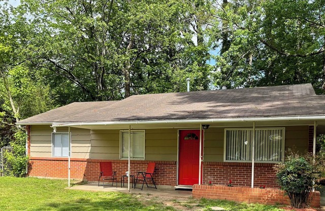 Home Sweet Home For Family & Business, Very Spacious
