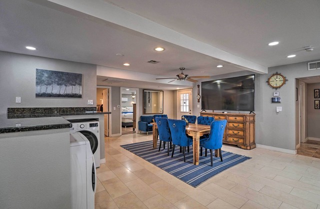 Home w/Private Pool - Near Las Vegas Strip!