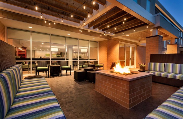 Home2 Suites by Hilton Menomonee Falls Milwaukee