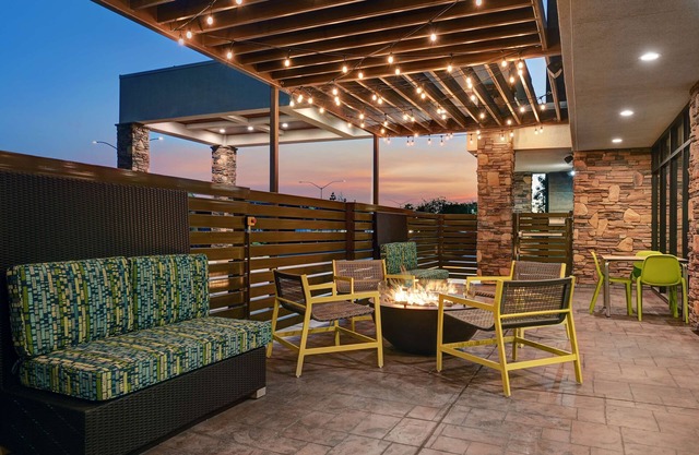 Home2 Suites by Hilton Tracy