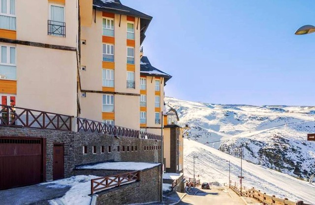 Homerez - Amazing appartement for 5 ppl. with shared pool at Sierra Nevada