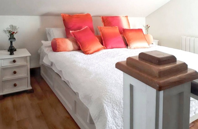 Homerez - Apartment in Galway, Balcony