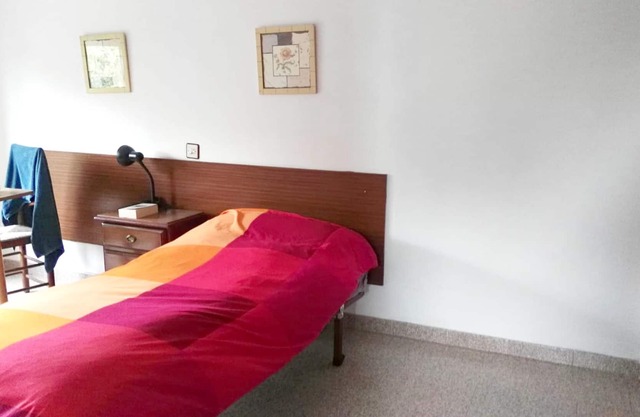 Homerez - Beautiful apartement for 4 ppl. at Oviedo