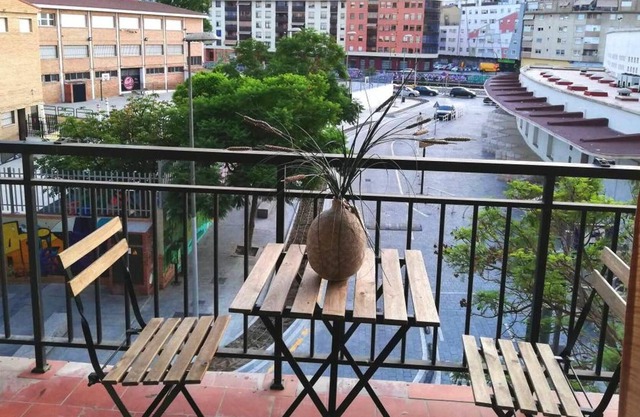 Homerez - Beautiful appartement for 7 ppl. with balcony at Málaga