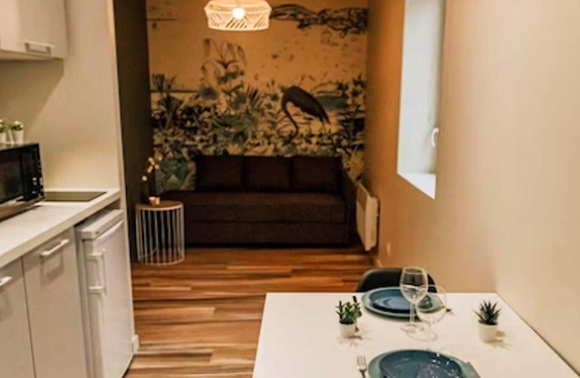 Homerez - Beautiful studio for 2 ppl. at Saint-Chamond