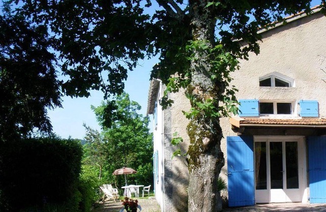 Homerez - Beautiful house for 5 ppl. with garden and terrace at Lacrouzette