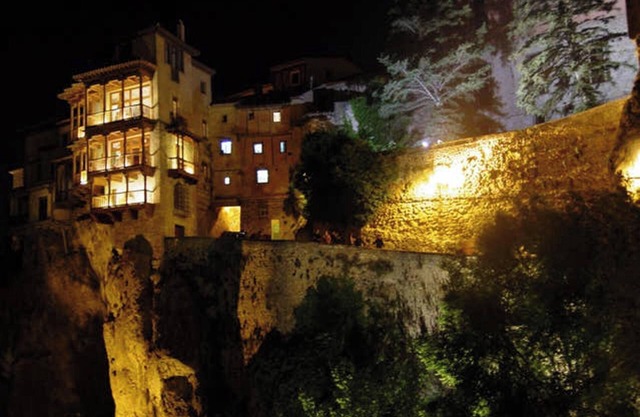 Homerez - Charming apartment in Cuenca with fireplace - 80 sqm