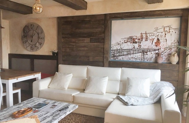 Homerez - Charming apartment in Cuenca with fireplace - 80 sqm