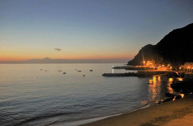 Homerez - Charming Apartment in Gáldar - 55 sqm - Parking Available